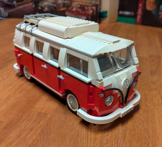 10220 VW Bus